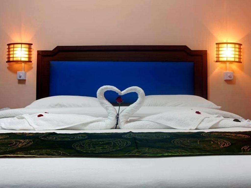 Asia Plaza Hotel Yangon Dış mekan fotoğraf