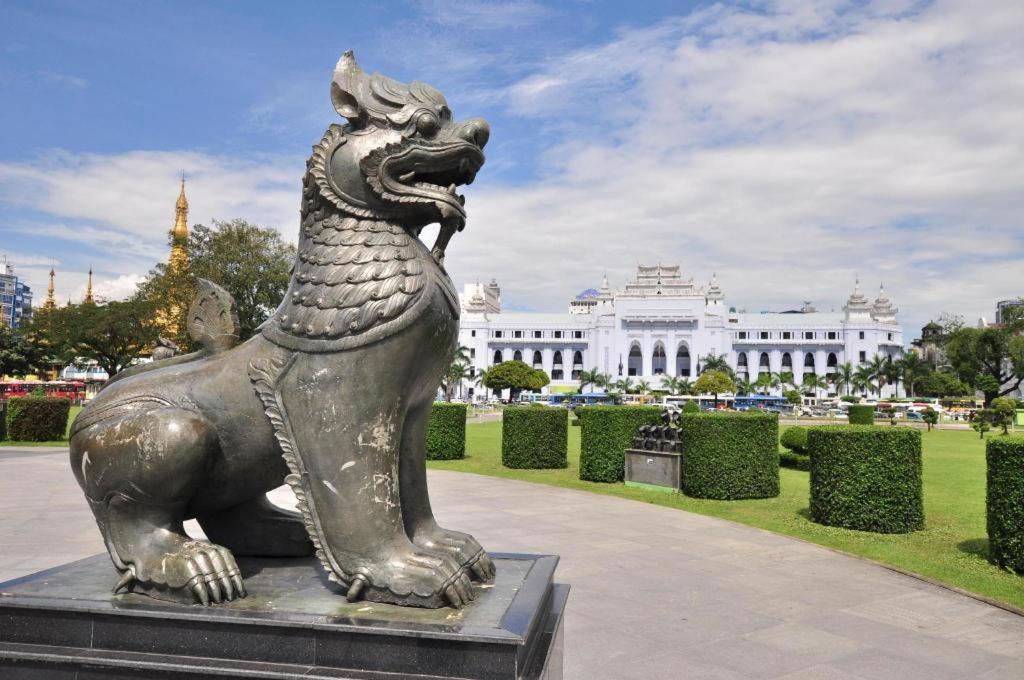 Asia Plaza Hotel Yangon Dış mekan fotoğraf