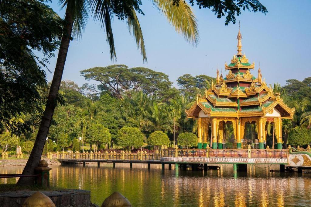 Asia Plaza Hotel Yangon Dış mekan fotoğraf